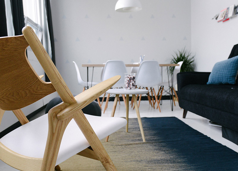 Learn to arrange rooms to maximise space in this online interior design course
